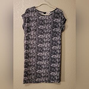 LILA Rose Black and Cream Colored Cap Dress